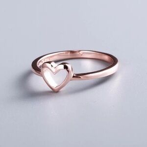 3/$30 ❤️ Rose Gold Heart Ring